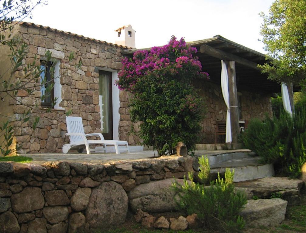 Le Tre Pietre Villa Baja Sardinia Exterior photo